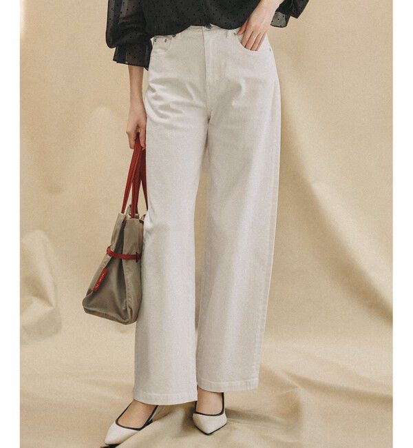 23区「【見上愛さん・滝沢眞規子さん着用/VERY・Oggi掲載】23区DENIM ストレッチ ワイドパンツ」|デニム|ホワイト系