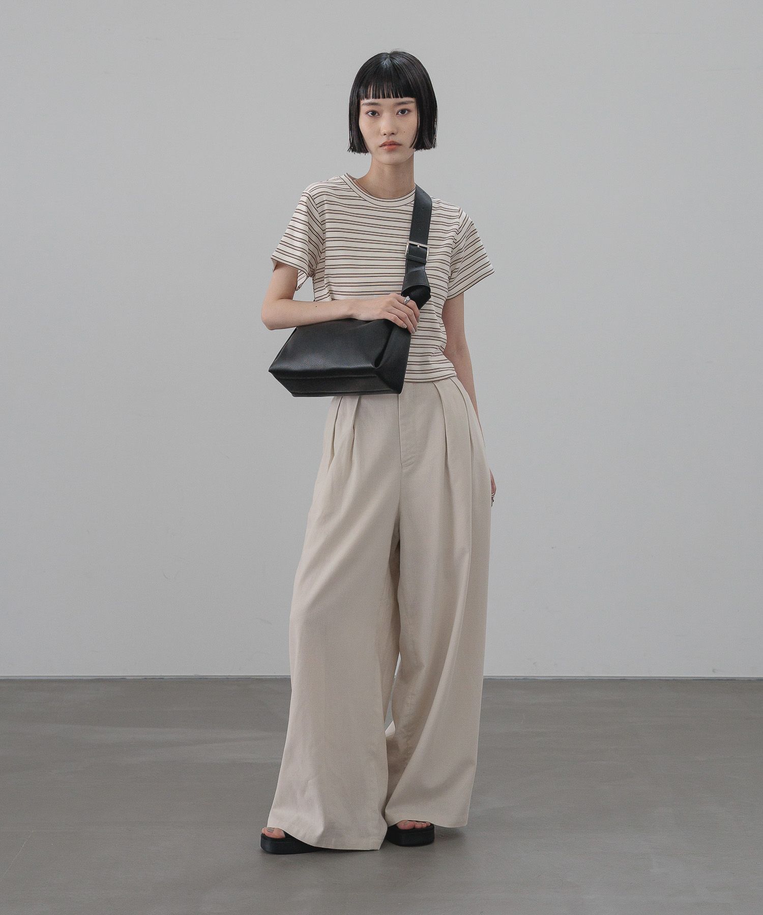 LOWRYS FARM「タックスクエアショルダーＢＡＧ」|ショルダー・メッセンジャー|