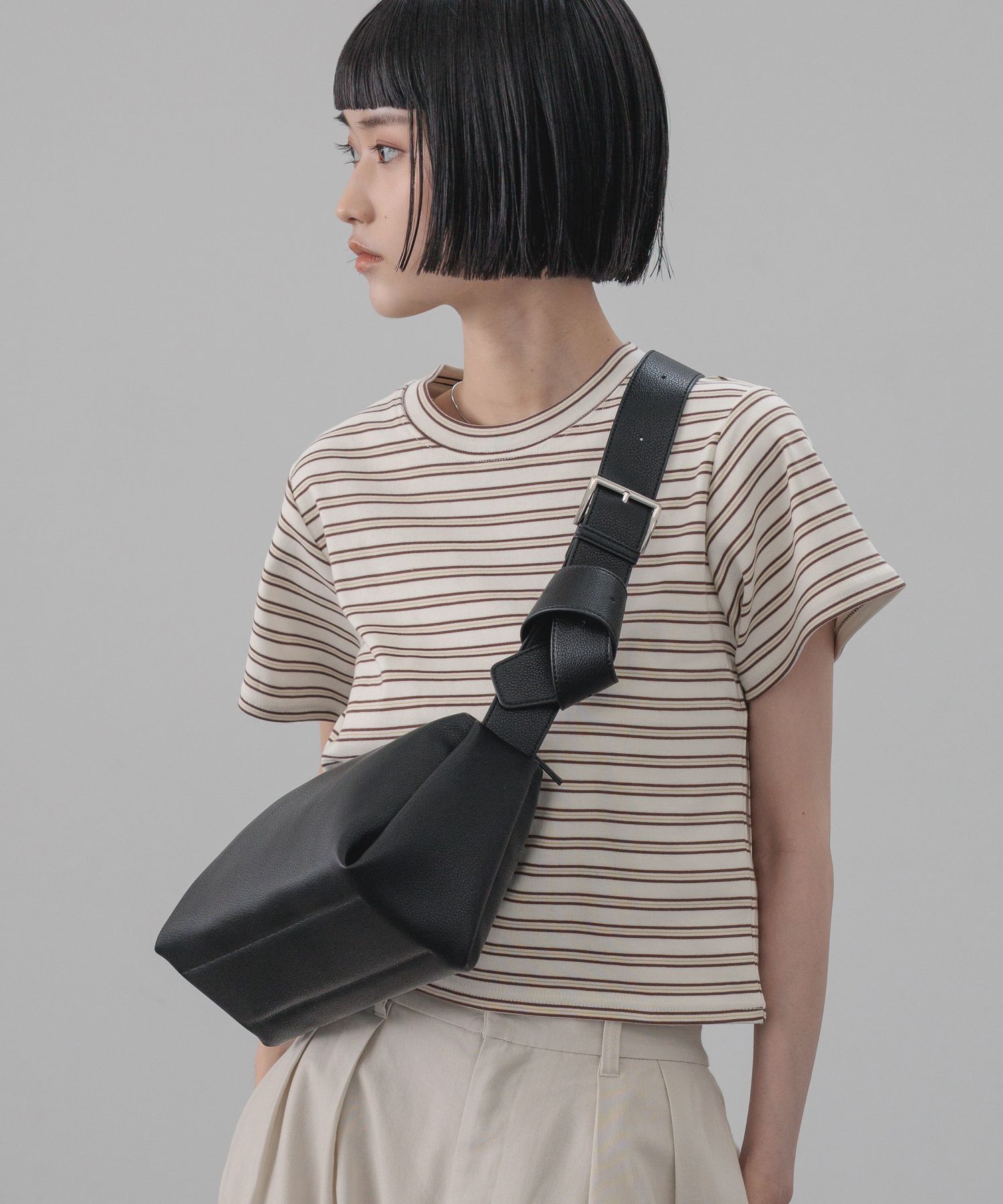LOWRYS FARM「タックスクエアショルダーＢＡＧ」|ショルダー・メッセンジャー|