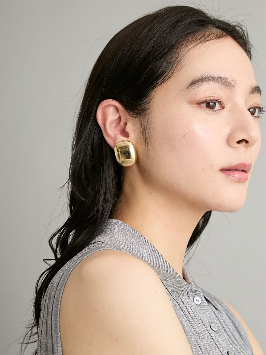 Mila Owen「スクエアボリュームイヤリング」|イヤリング|