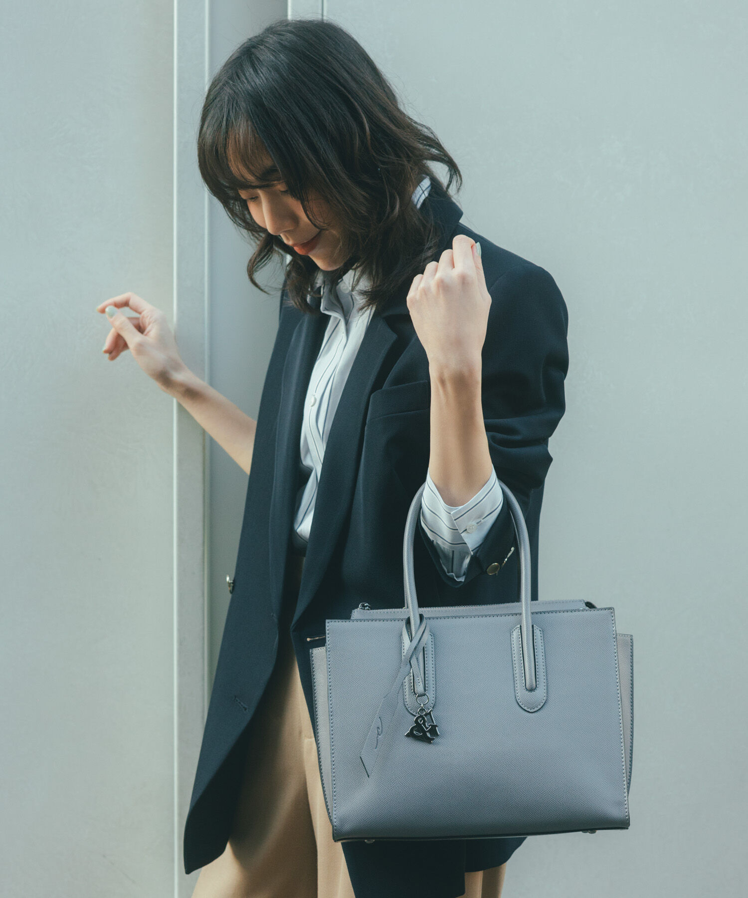 W&.Day/Night「トートバッグ ビジネス きれいめ W&.Day/Night スムーク トートバッグ B5サイズ 19191」|トートバッグ|ダークグレー