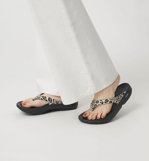 ODETTE E ODILE「＜OOFOS＞ OOlalaLuxe Limited」|サンダル|