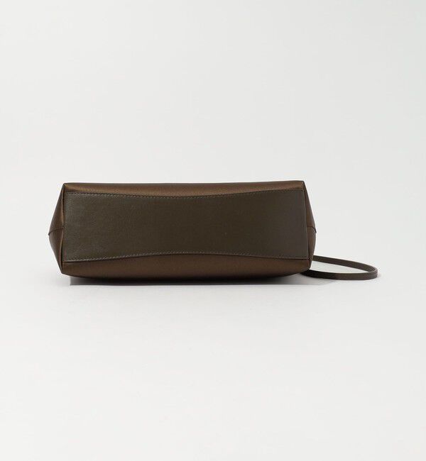 TOMORROWLAND GOODS「LIFFNER Pushlock Pouch ショルダーバッグ」|ショルダー・メッセンジャー|