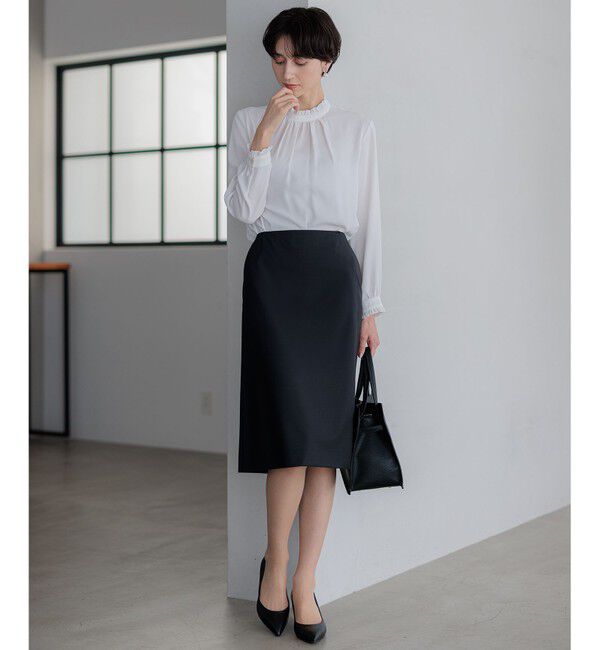 23区「【吸水速乾/UVケア/防シワ性】バックサテンアムンゼン スタンドフリル ブラウス」|シャツ・ブラウス|