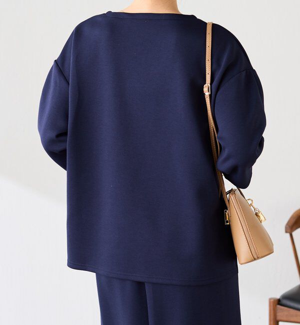  「キーネックダンボールセットアップ」|ワンピース|