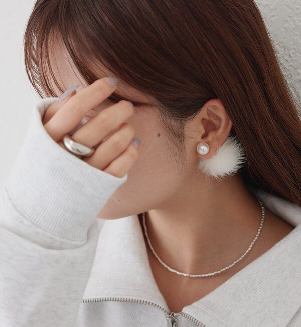  「Lara ファー&times;パールピアス」|ブローチ・コサージュ|