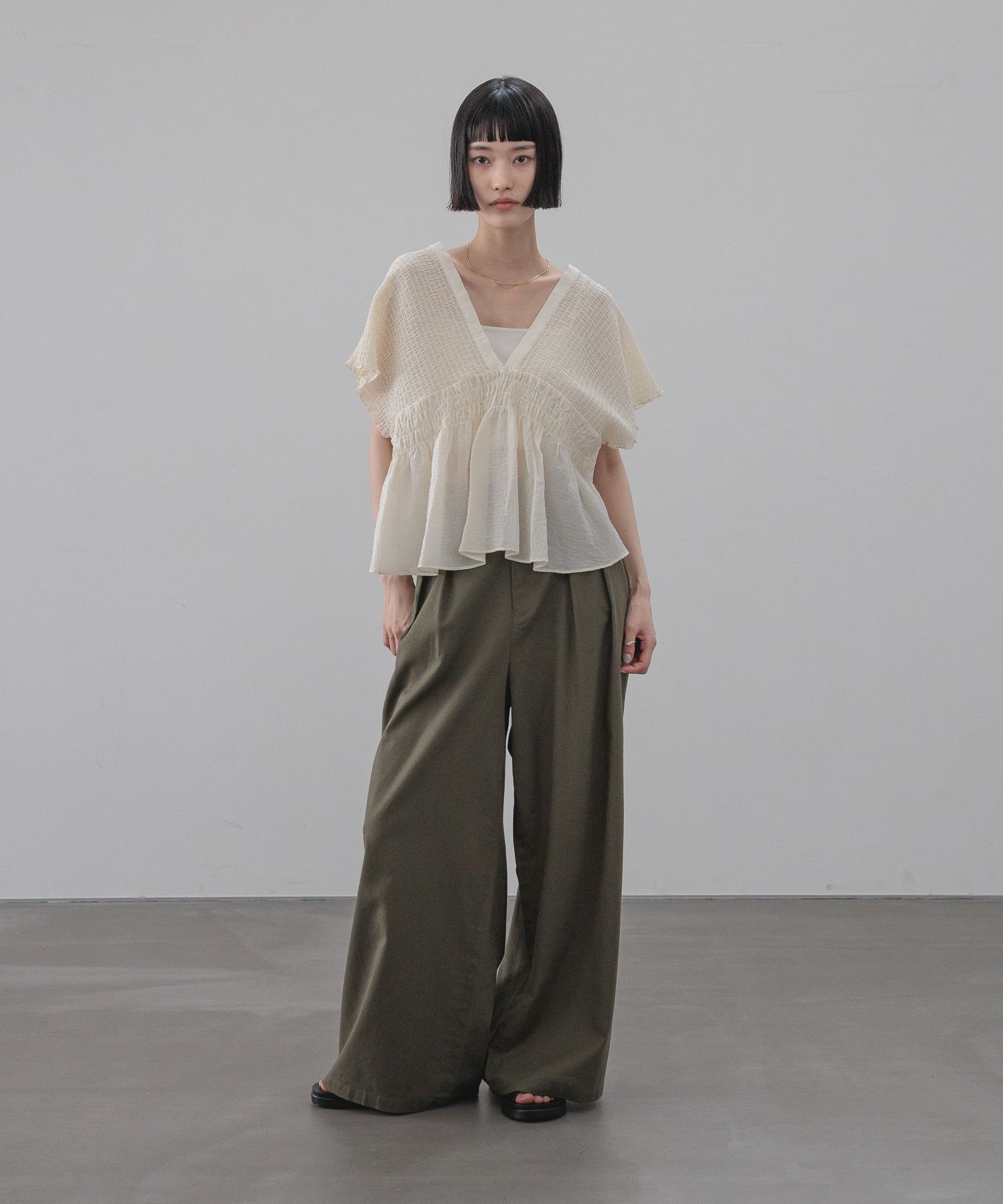 LOWRYS FARM「ヨウリュウシャーリングショートフレンチスリーブ」|シャツ・ブラウス|