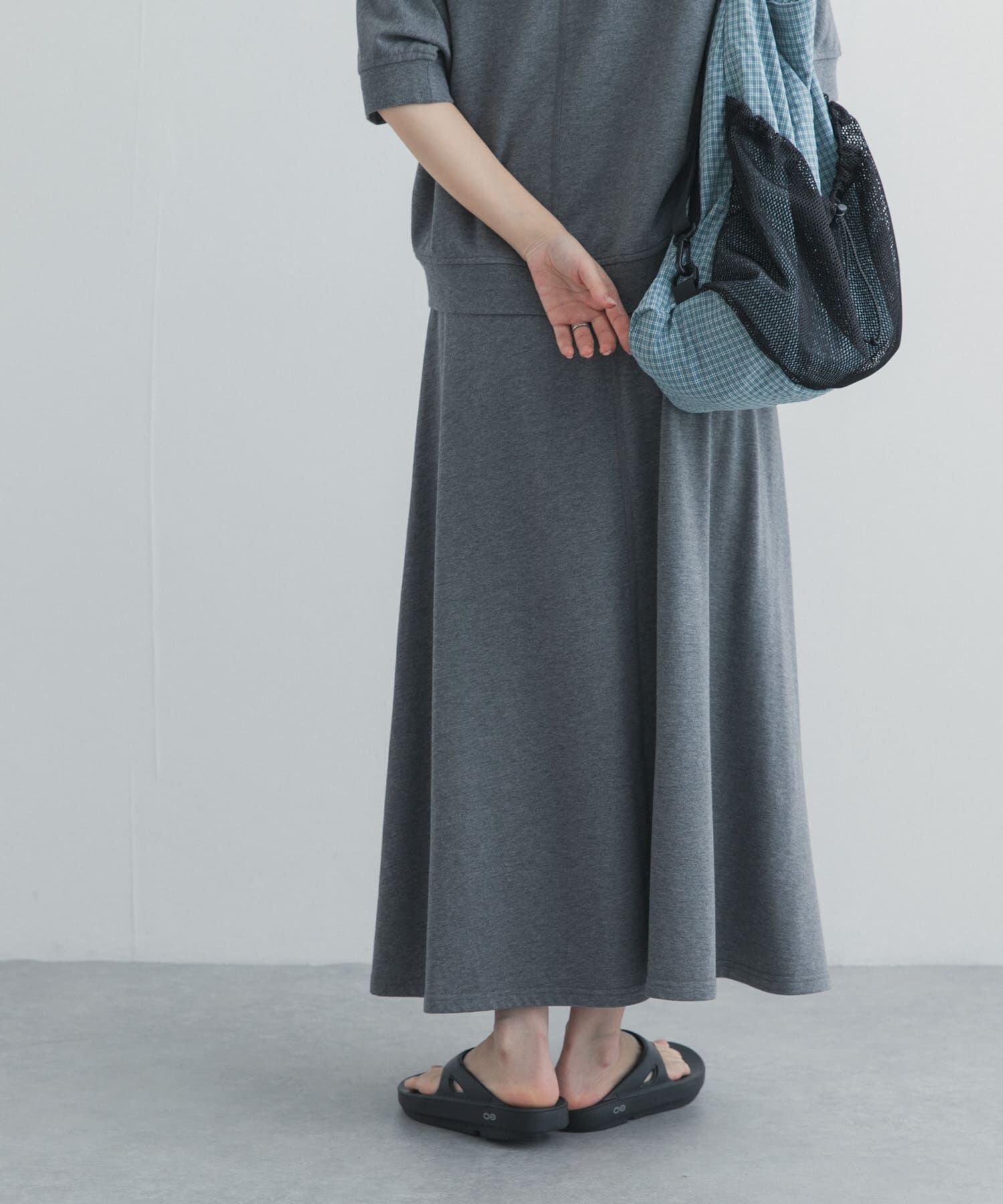 URBAN RESEARCH DOORS「モダールコットン裏毛イージースカート」|スカート|