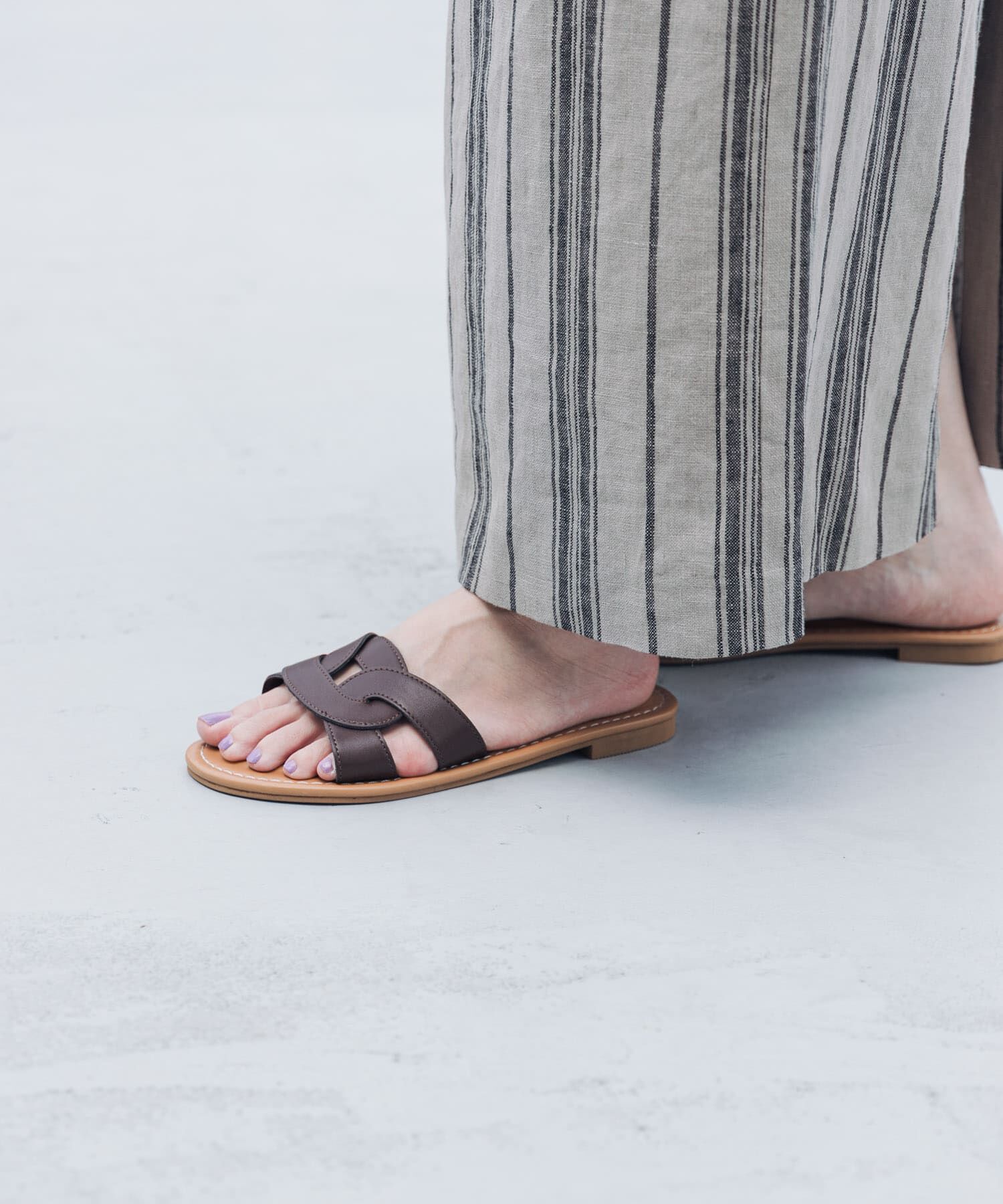 URBAN RESEARCH DOORS「カッティングサンダル」|サンダル|