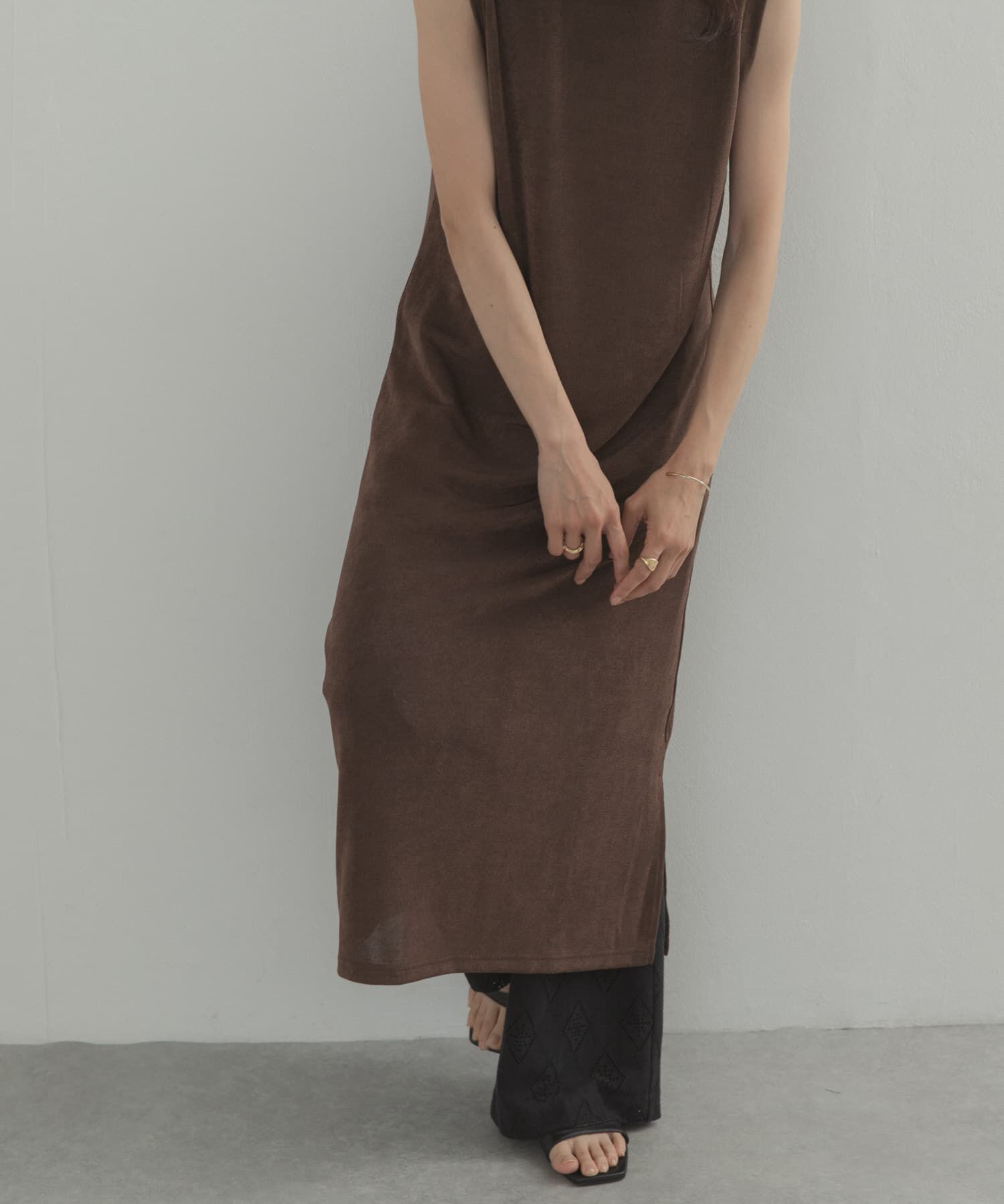 URBAN RESEARCH DOORS「『別注』Audrey and John Wad&times;DOORS　シャイニーベアフライスワンピース」|ワンピース|