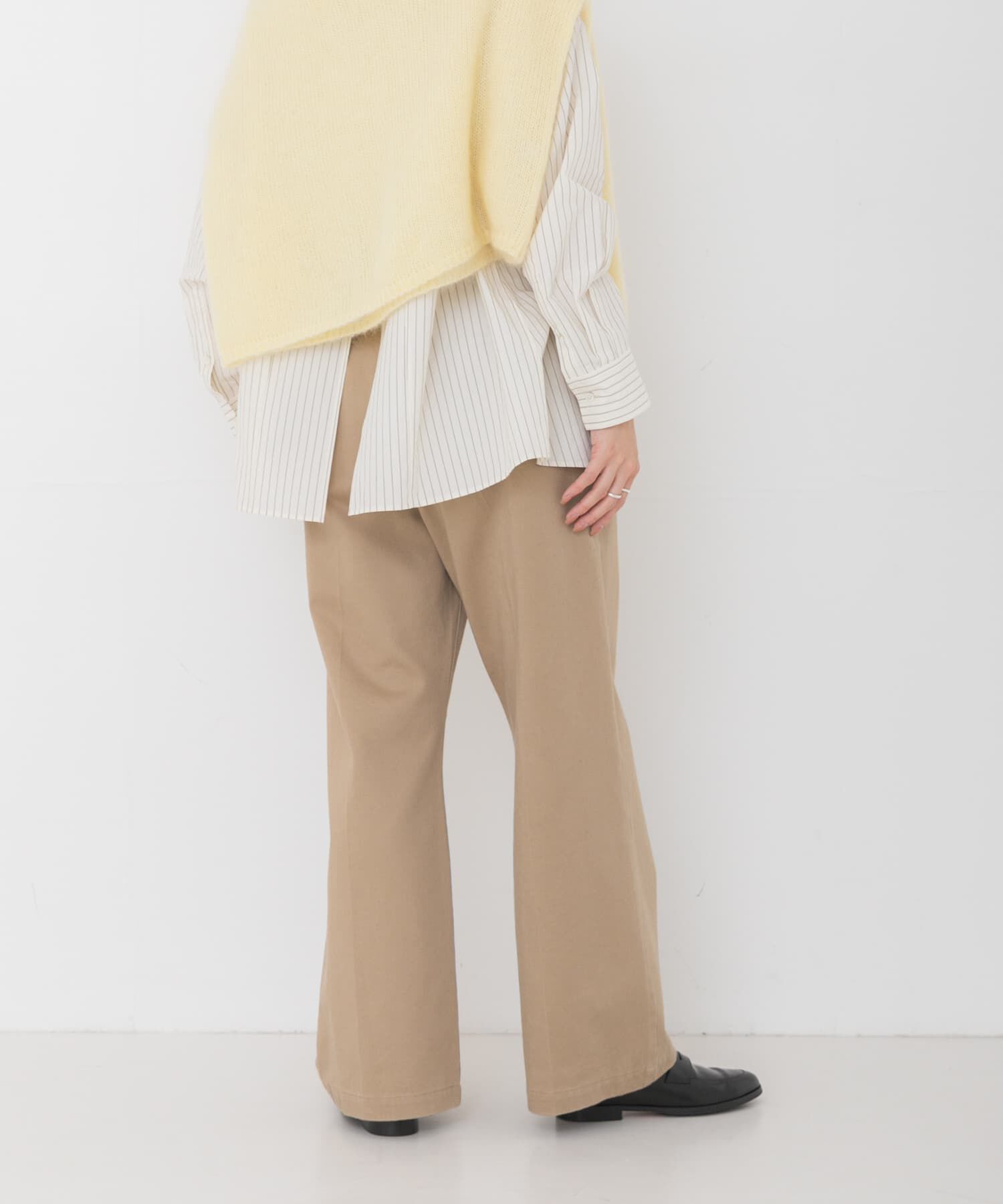 URBAN RESEARCH「『3サイズ展開』コットンサテンストレートパンツ」|その他|