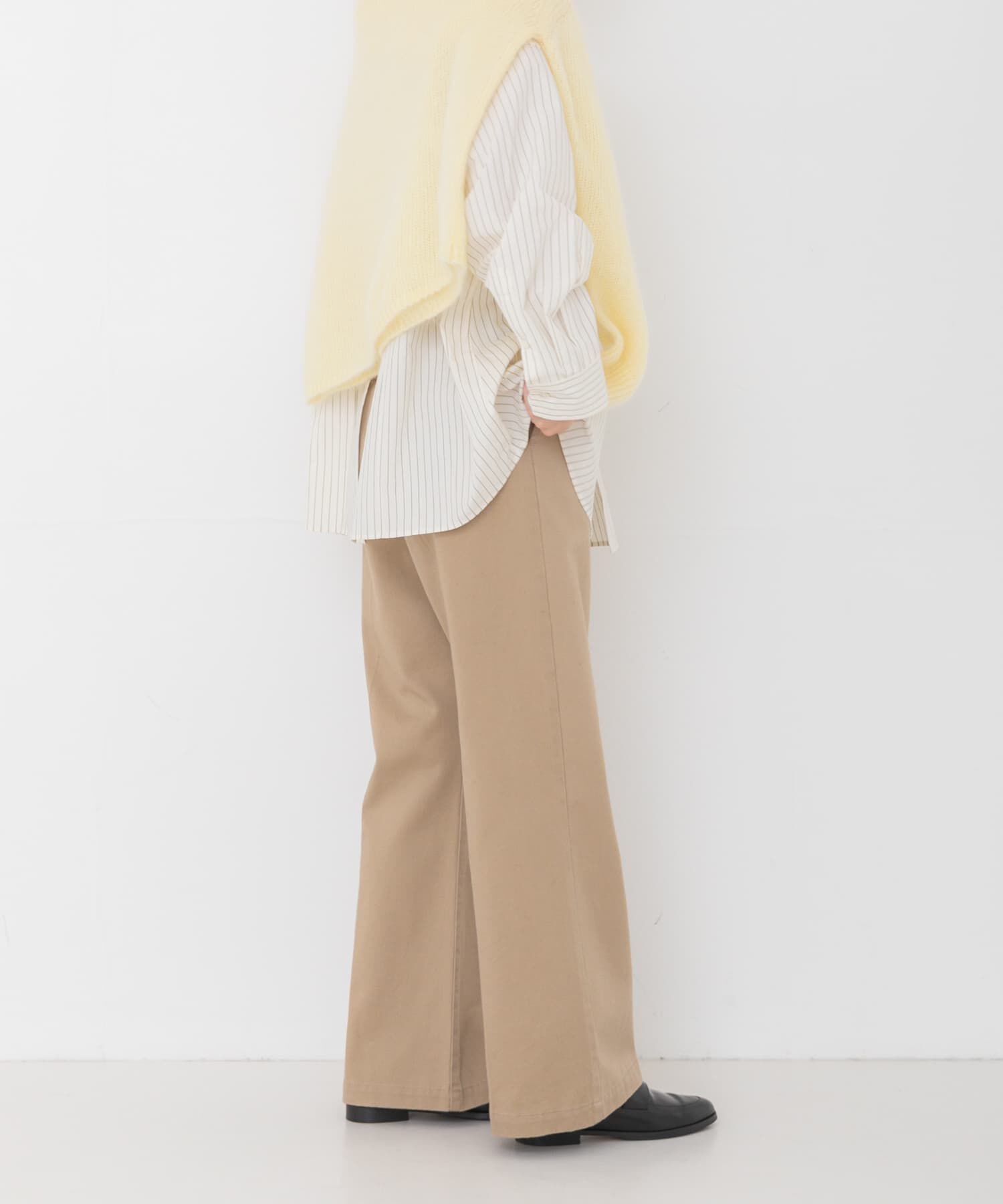 URBAN RESEARCH「『3サイズ展開』コットンサテンストレートパンツ」|その他|