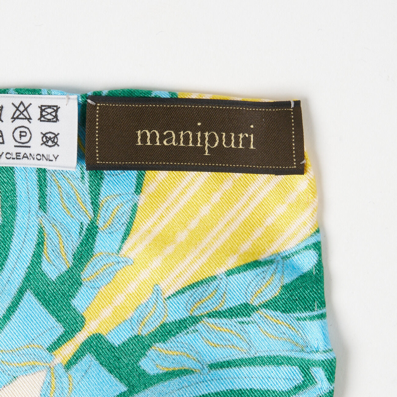  「manipuri SILK SCARF 88x88」|マフラー|