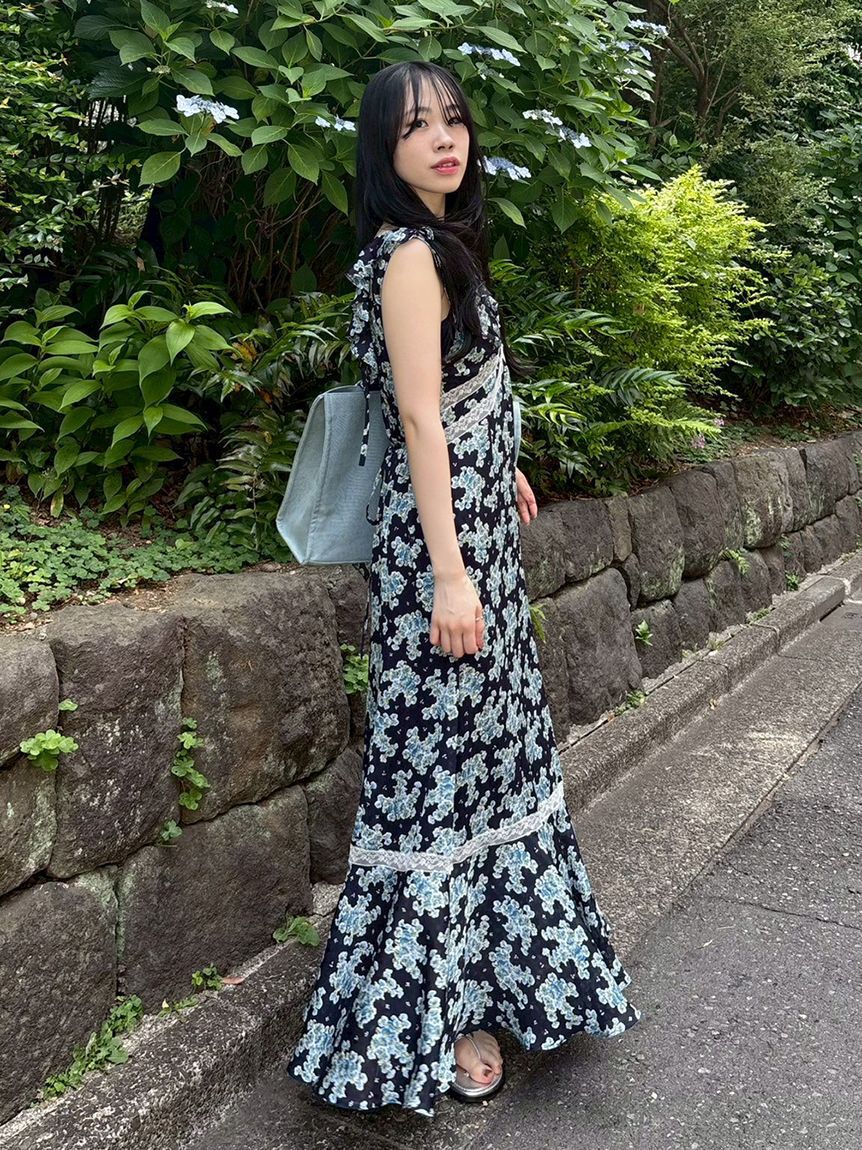 LILY BROWN「【LILY BROWN&times;ANNA SUI】フラワープリントワンピース」|ワンピース|
