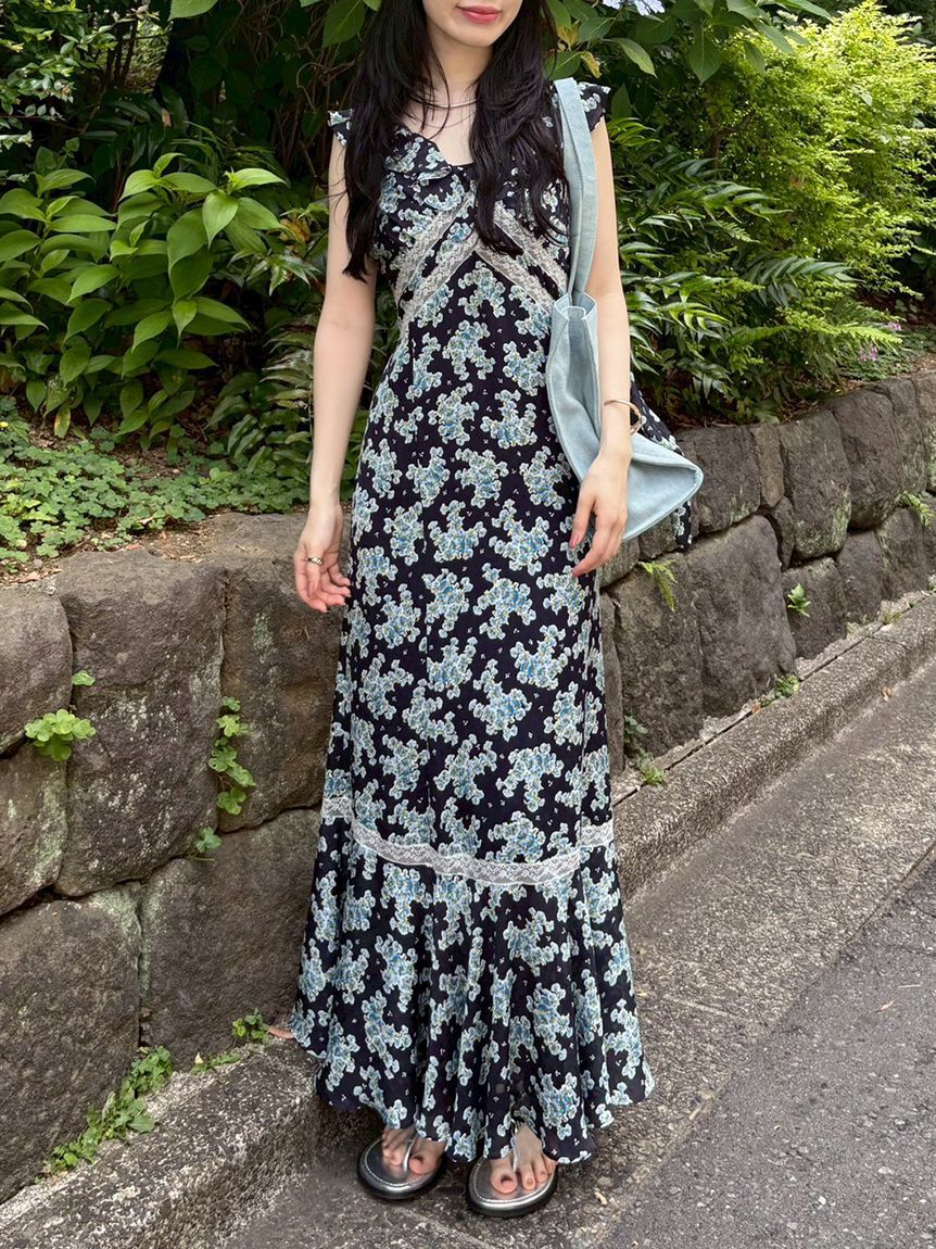 LILY BROWN「【LILY BROWN&times;ANNA SUI】フラワープリントワンピース」|ワンピース|