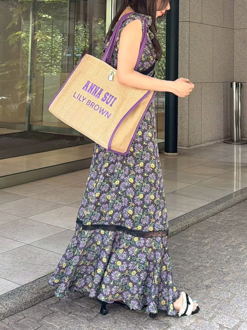 LILY BROWN「【LILY BROWN&times;ANNA SUI】フラワープリントワンピース」|ワンピース|