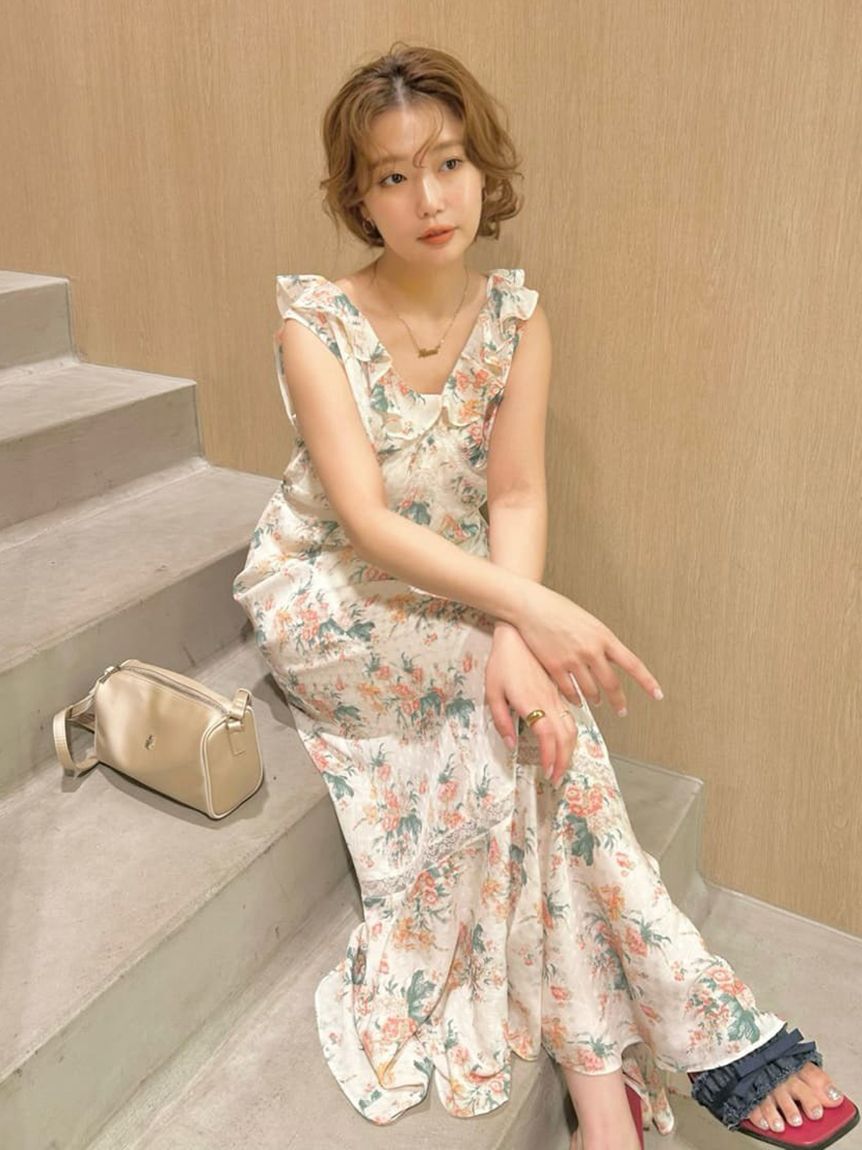 LILY BROWN「【LILY BROWN&times;ANNA SUI】フラワープリントワンピース」|ワンピース|