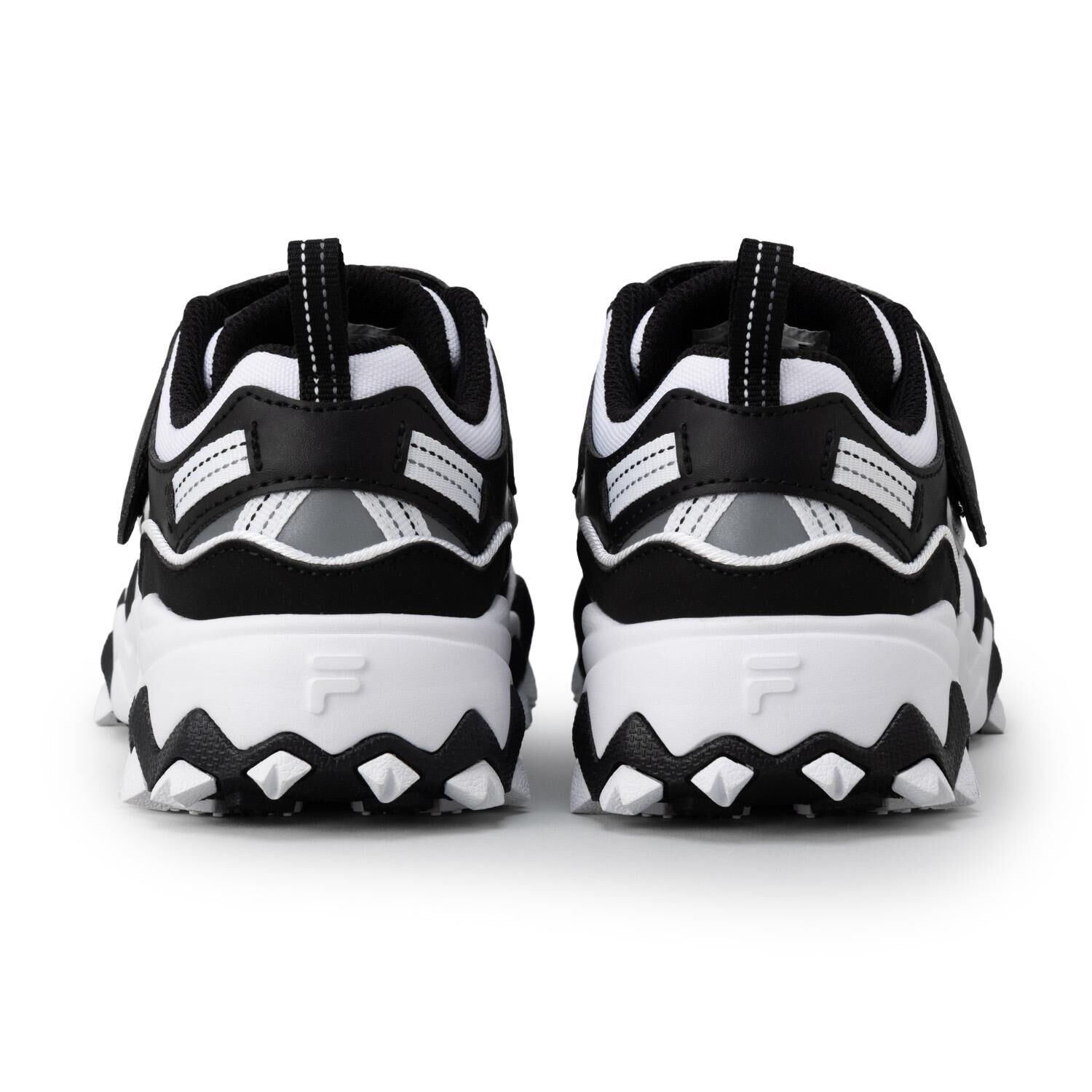 FILA「【FILA】17-22 OAKMONT V2 KD」|スニーカー|