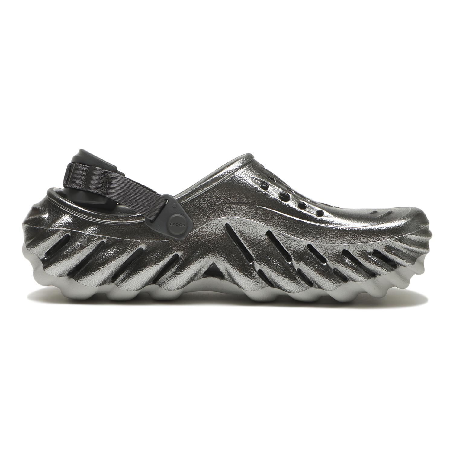 crocs「【crocs】ECHO CLOG METAL SPORT」|サンダル|