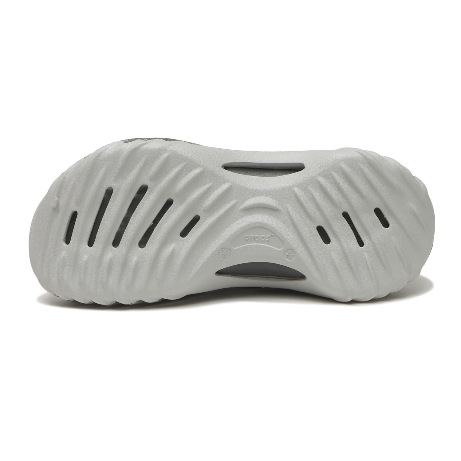 crocs「【crocs】ECHO WAVE METAL SPORT」|サンダル|
