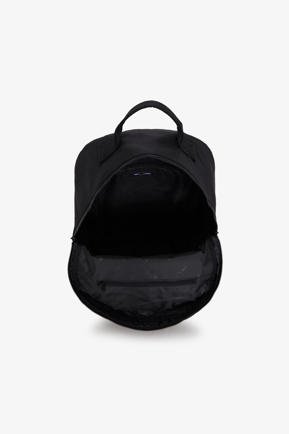 FRED PERRY 「FRED PERRY／CRINKLE NYLON BACKPACK／クリンクルナイロンバックパック」|リュック|
