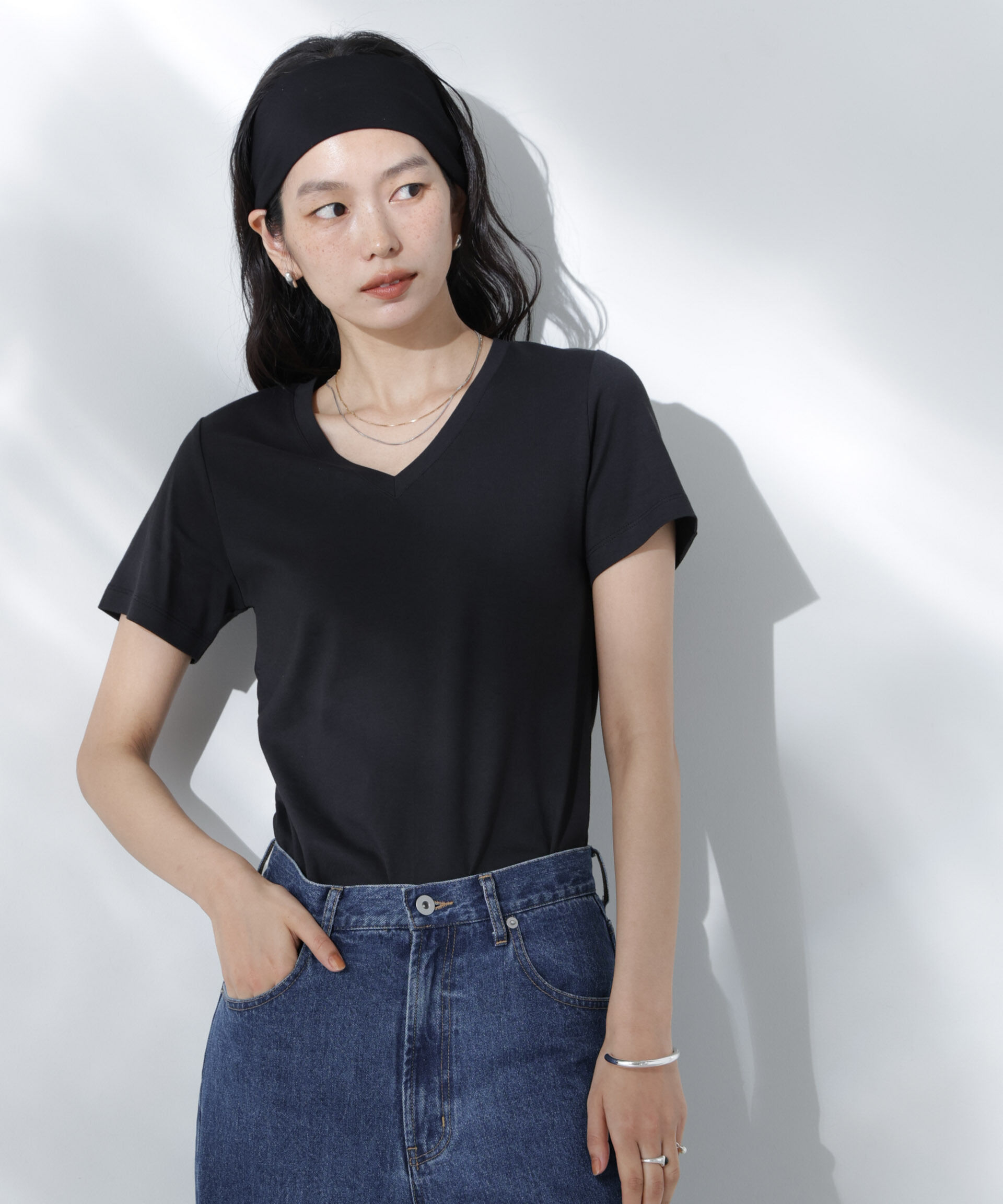 nano･universe「Anti Soaked(R) 汗染み防止VネックTシャツ」|Tシャツ・カットソー|ブラック
