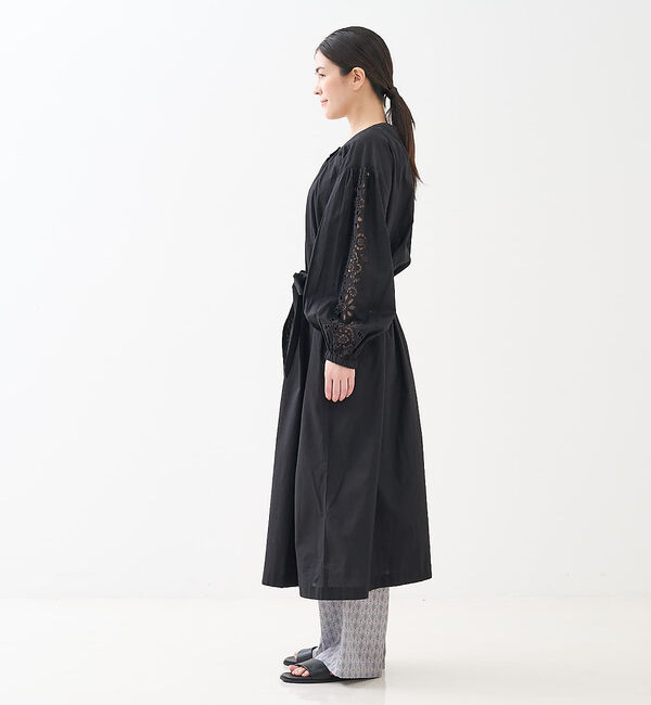 collex「アイレット刺繍ガウンワンピース」|ワンピース|
