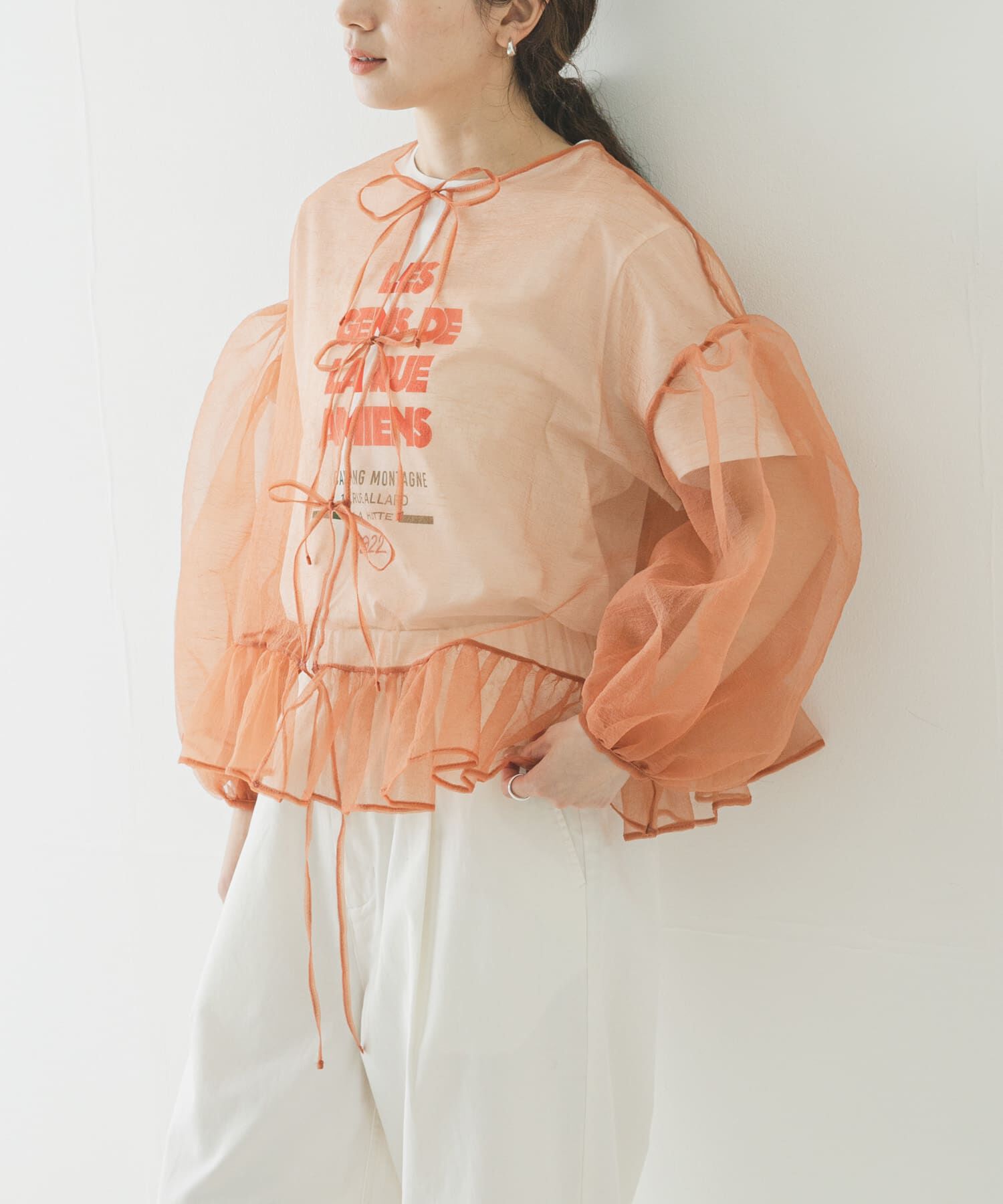URBAN RESEARCH「ESTHE　VOLUME ORGANZA BOW TOP」|シャツ・ブラウス|