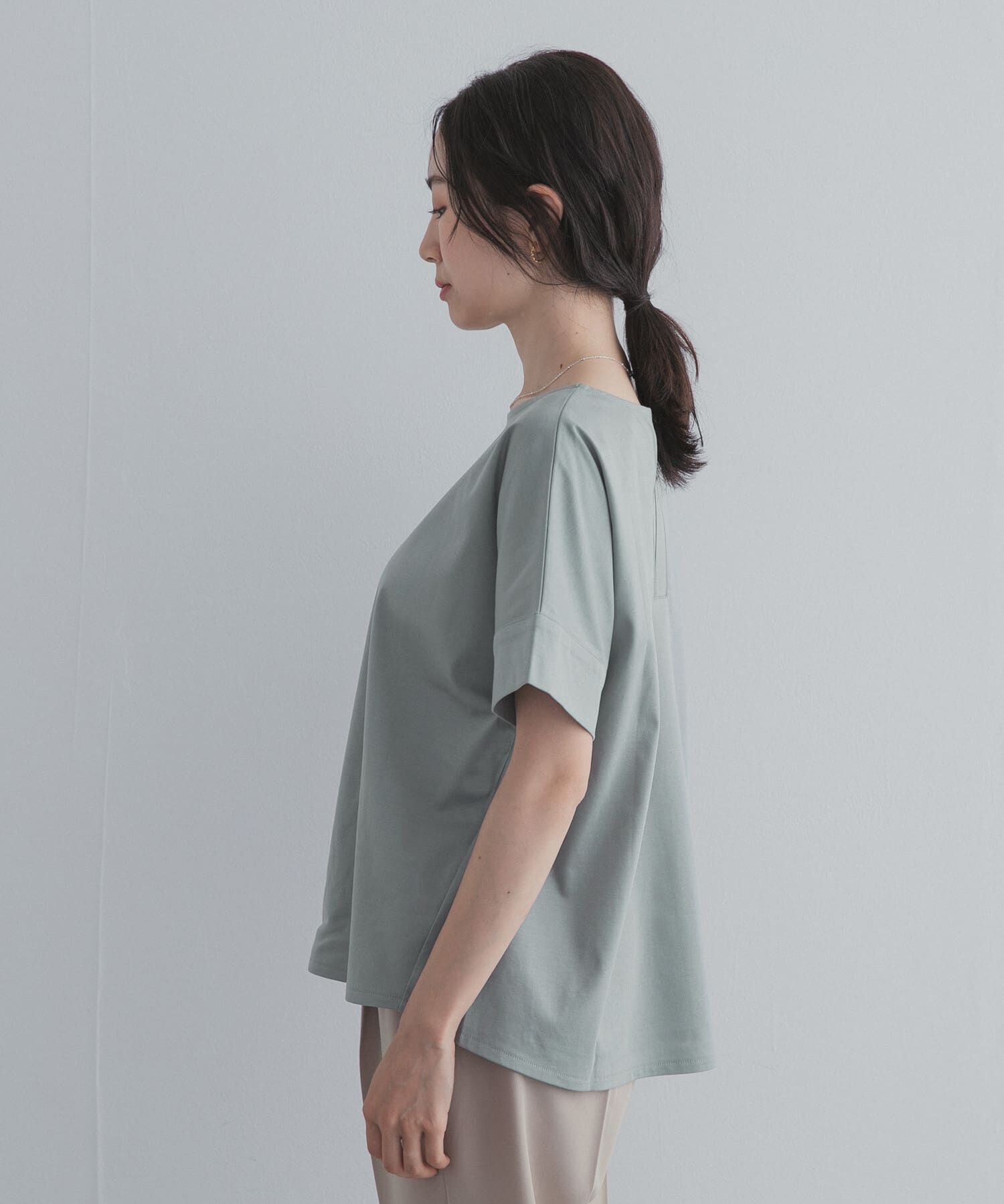 URBAN RESEARCH DOORS「『UR TECH』サマシェアバックポイントプルオーバー」|Tシャツ・カットソー|