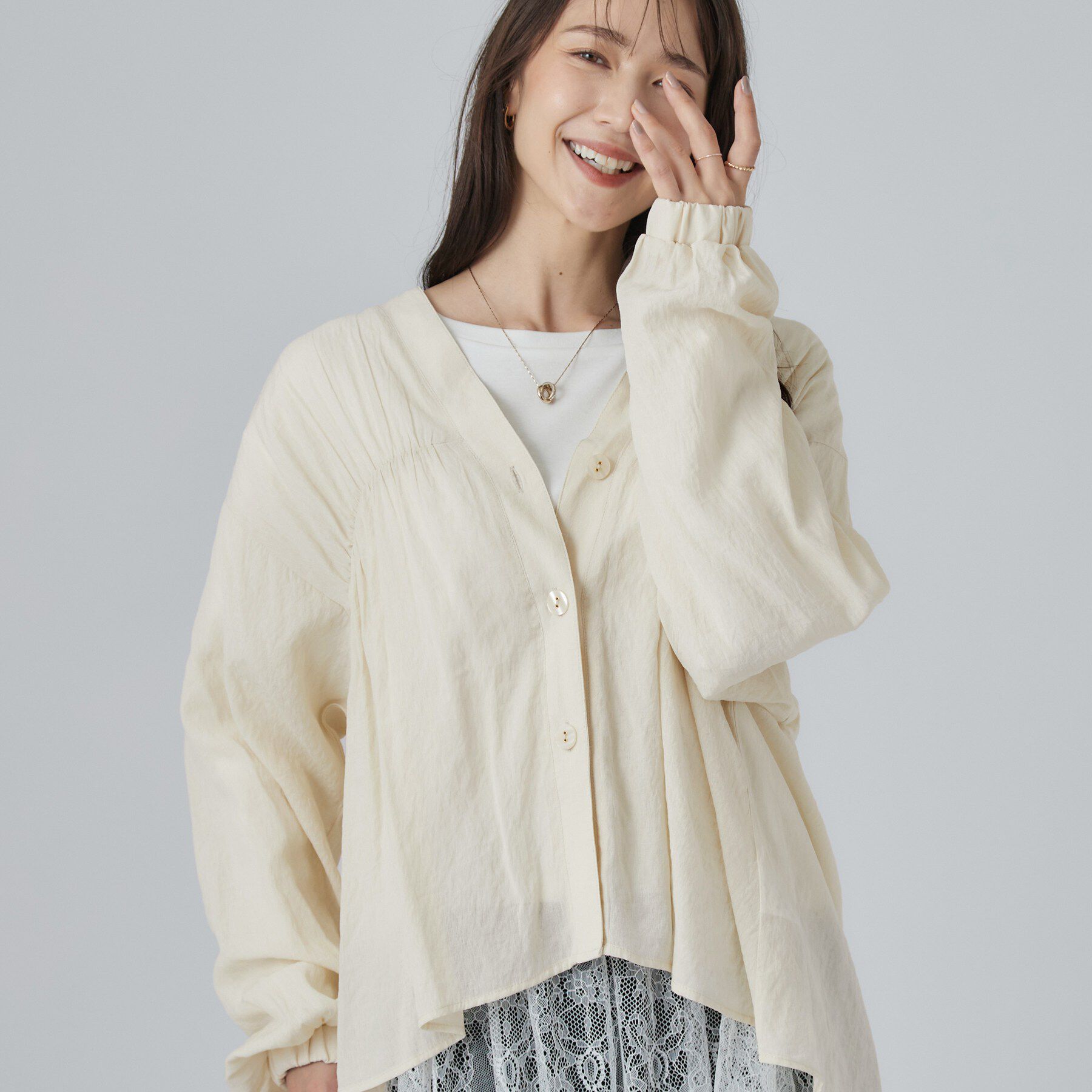 SHOO･LA･RUE「【S-LL/洗濯機可】着痩せシルエット シャーリングシャツカーディガン」|カーディガン|アイボリー(004)