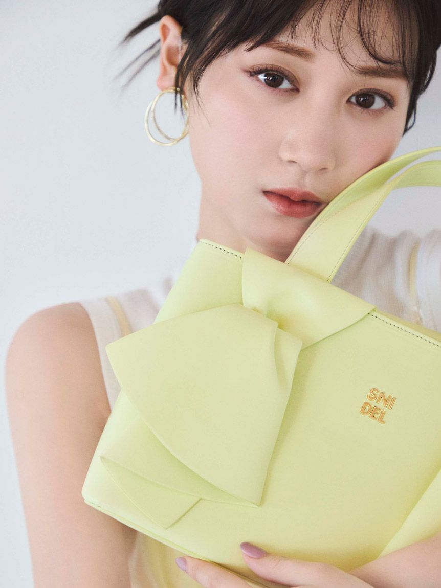 SNIDEL「ダブルラインフープピアス」|ピアス|