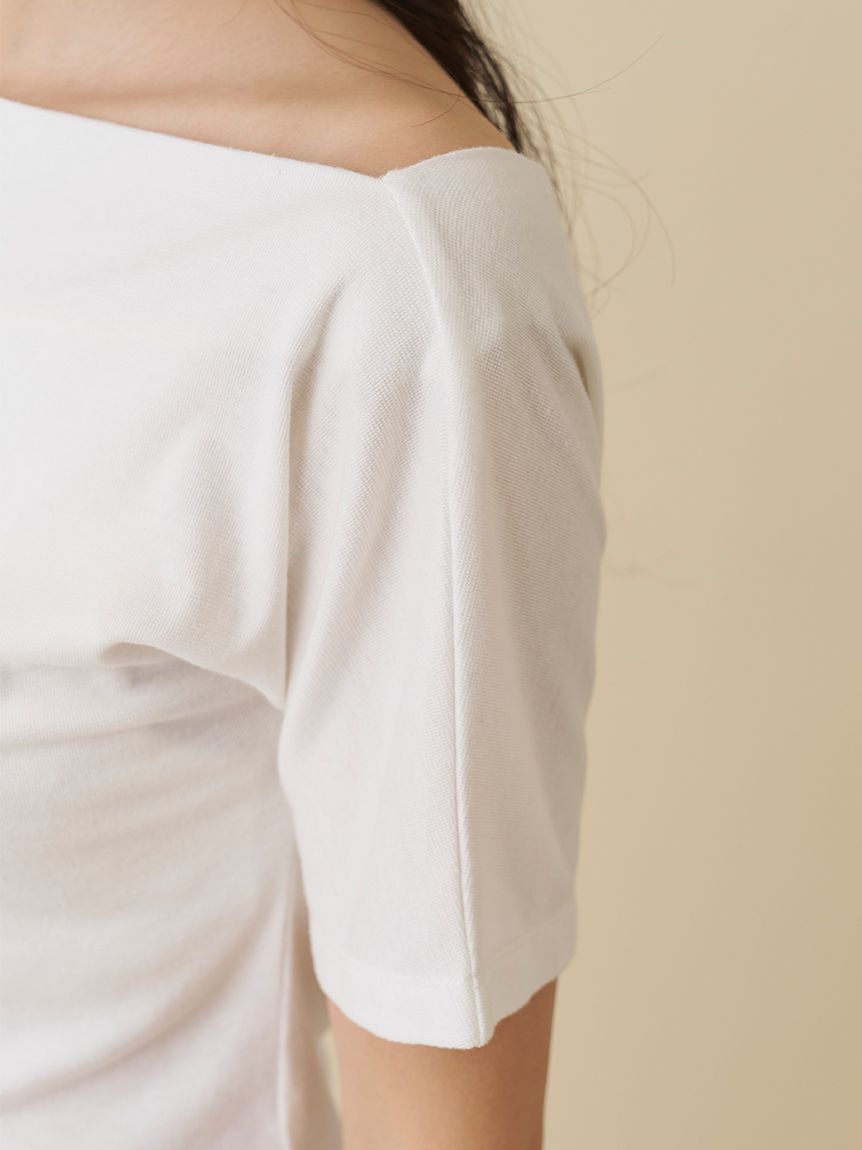 SNIDEL「バックオープンTシャツ」|Tシャツ・カットソー|