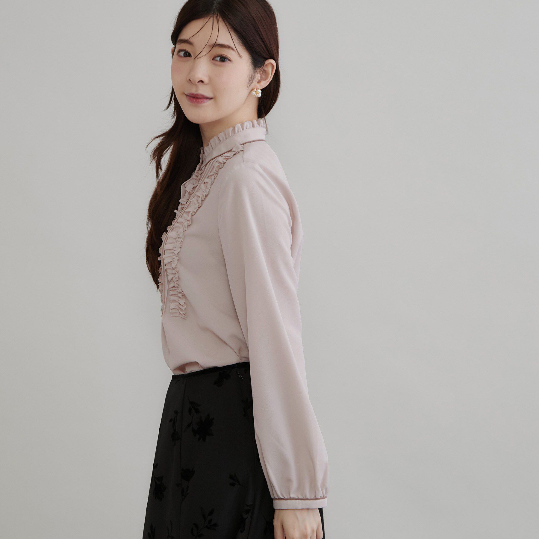 Couture broach「【フリル使いが華やか】ピンタック ブラウス」|シャツ・ブラウス|