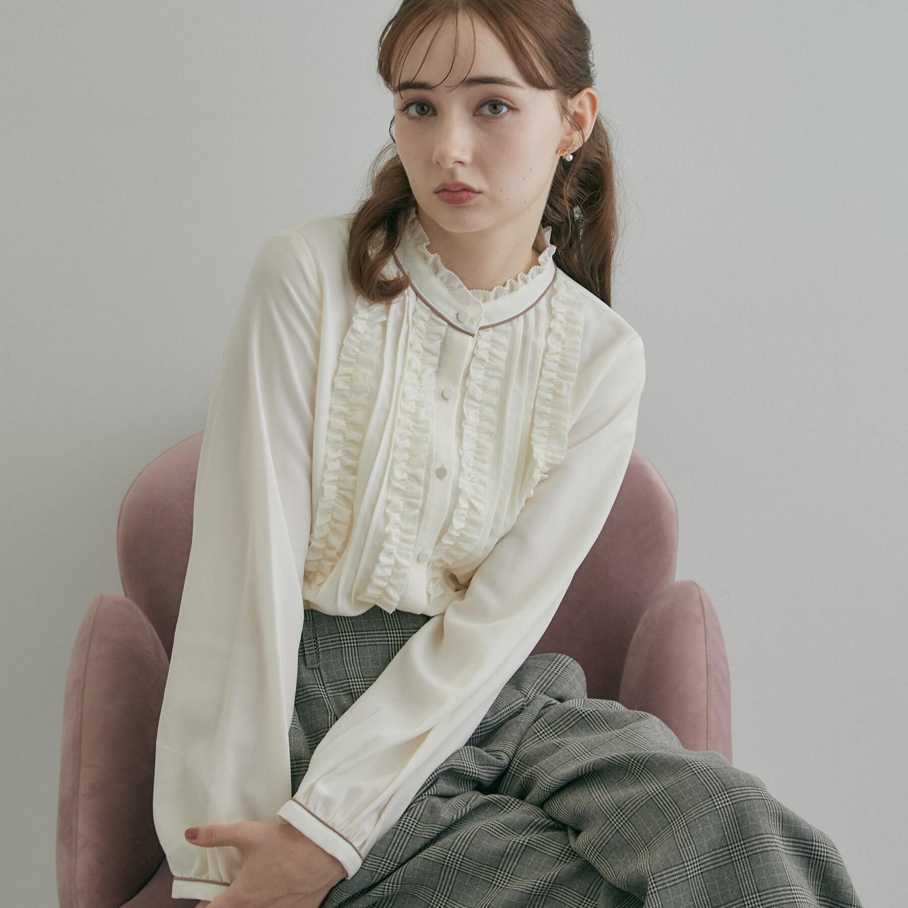 Couture broach「【フリル使いが華やか】ピンタック ブラウス」|シャツ・ブラウス|