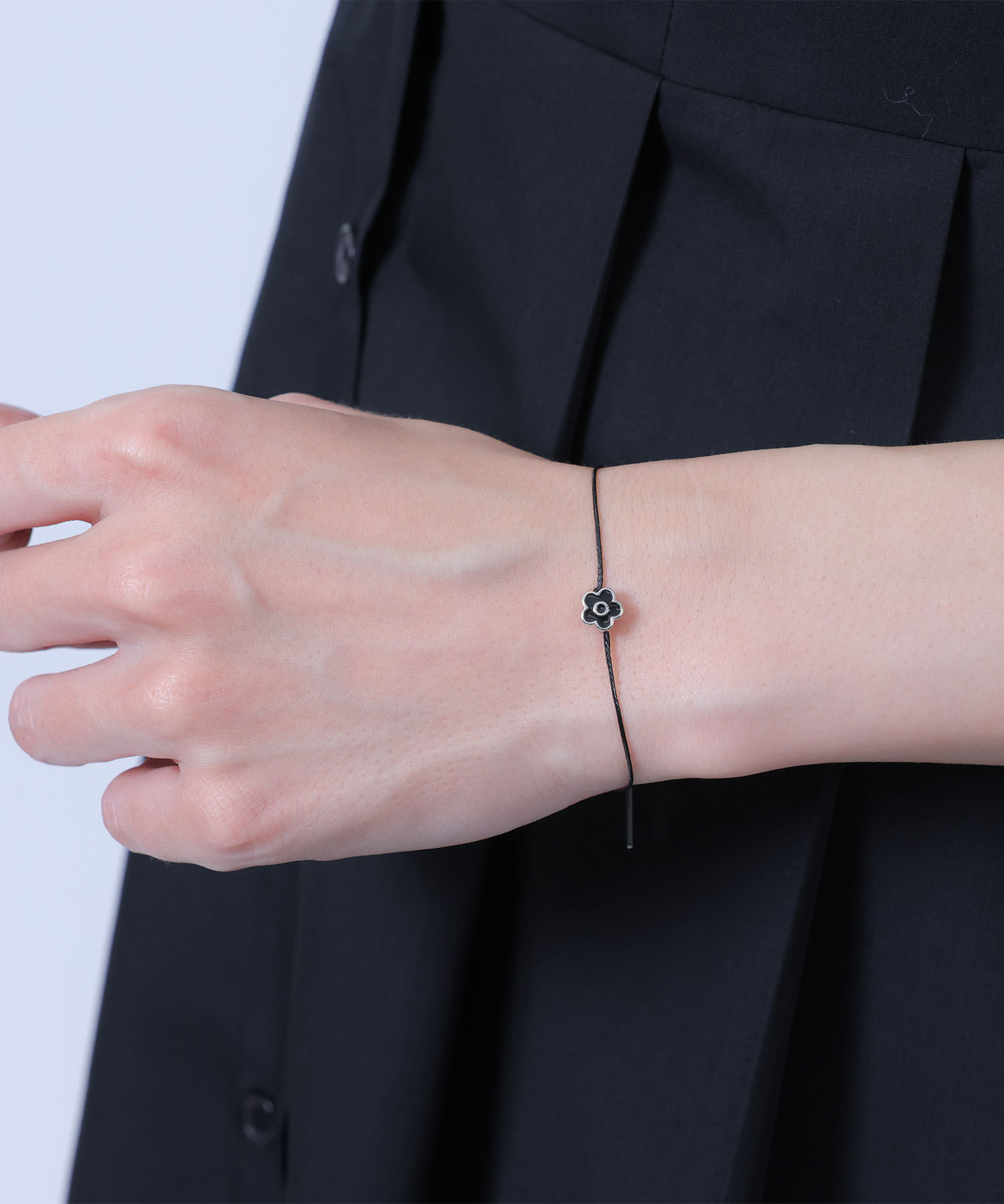 MARY QUANT「シンプルコード ブレスレット」|ブレスレット・バングル|