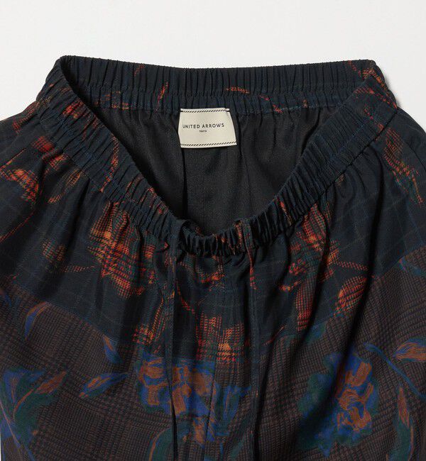 UNITED ARROWS「フラワー パネル プリント パンツ ‐ウォッシャブル‐」|チノ|