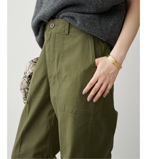 Spick and Span「《WEB限定カラー有り》バックサテンストレッチベイカーパンツ」|カーゴ|