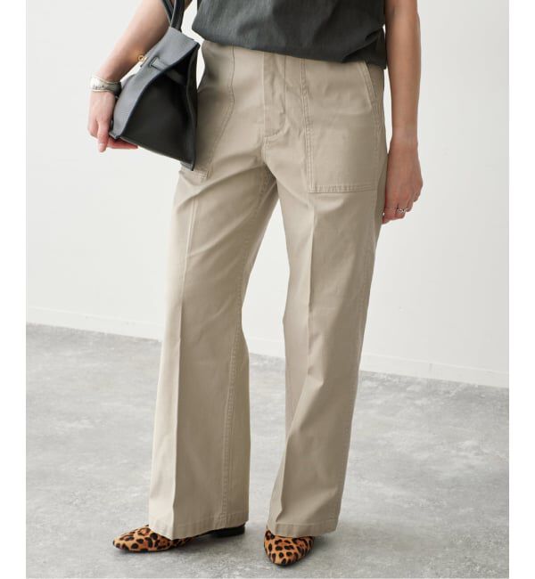 Spick and Span「《WEB限定カラー有り》バックサテンストレッチベイカーパンツ」|カーゴ|ベージュ