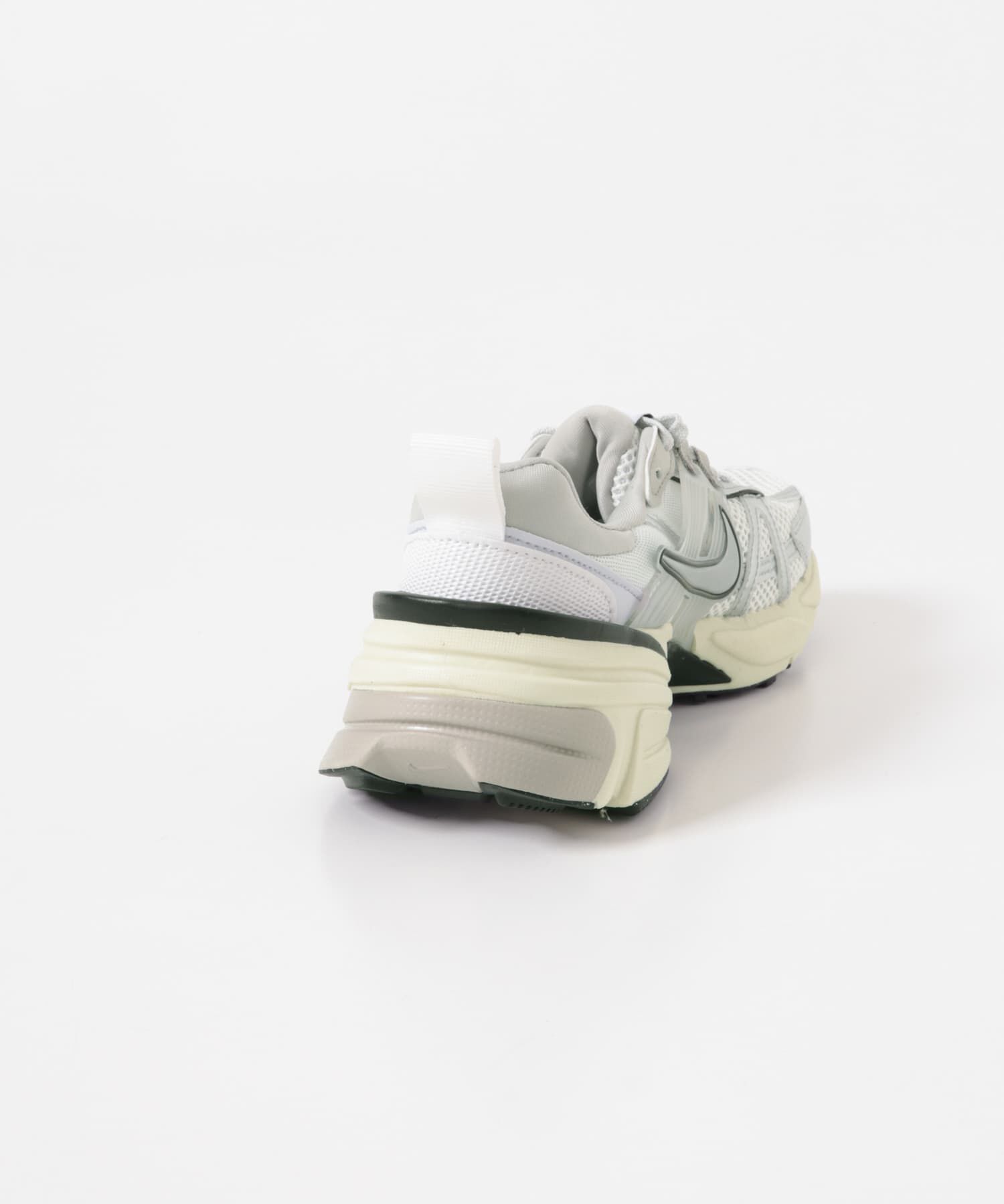 URBAN RESEARCH DOORS「NIKE　V2K ラン」|スニーカー|