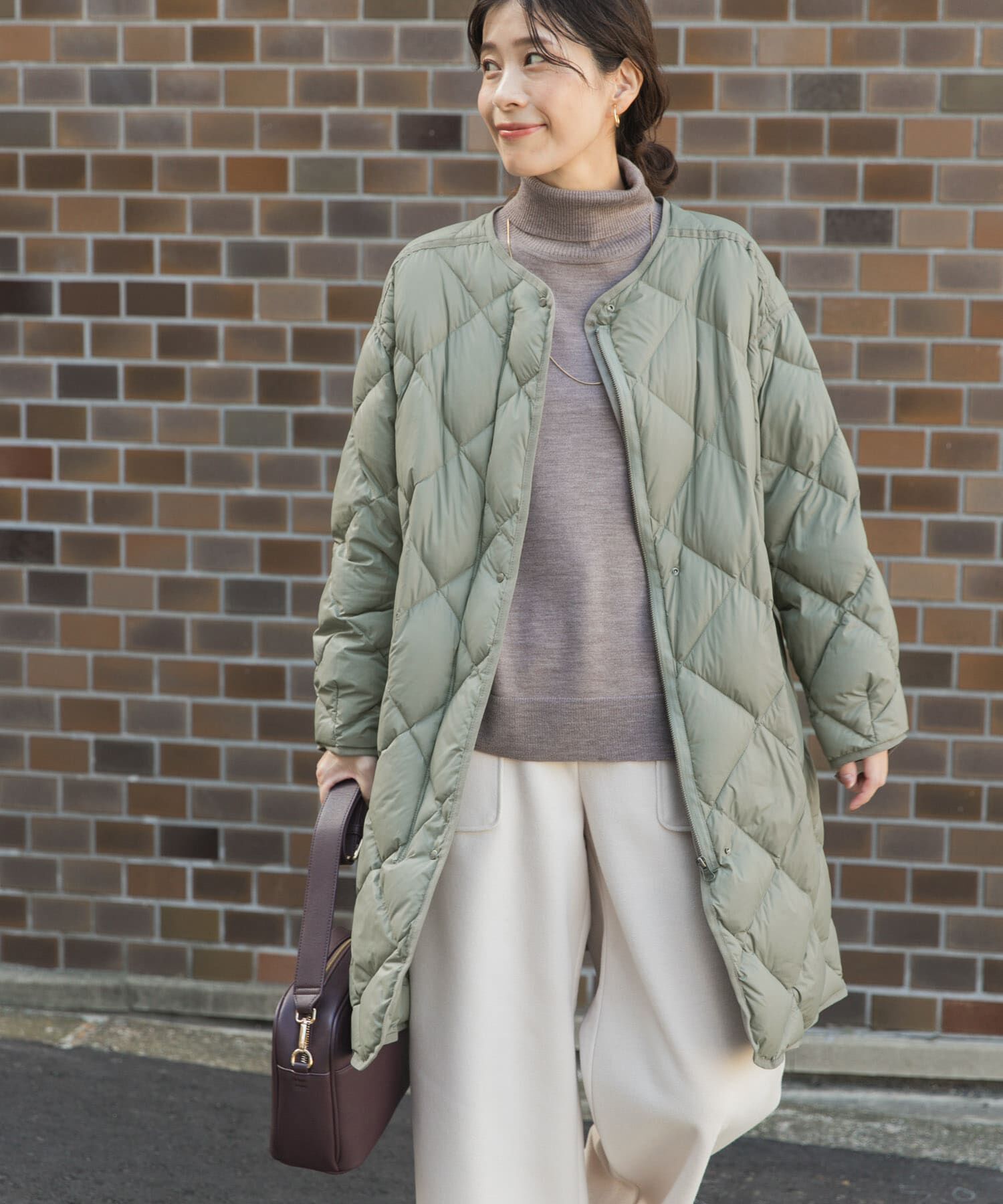 URBAN RESEARCH DOORS「ライトダウンキルトロングコート」|ノーカラーコート|