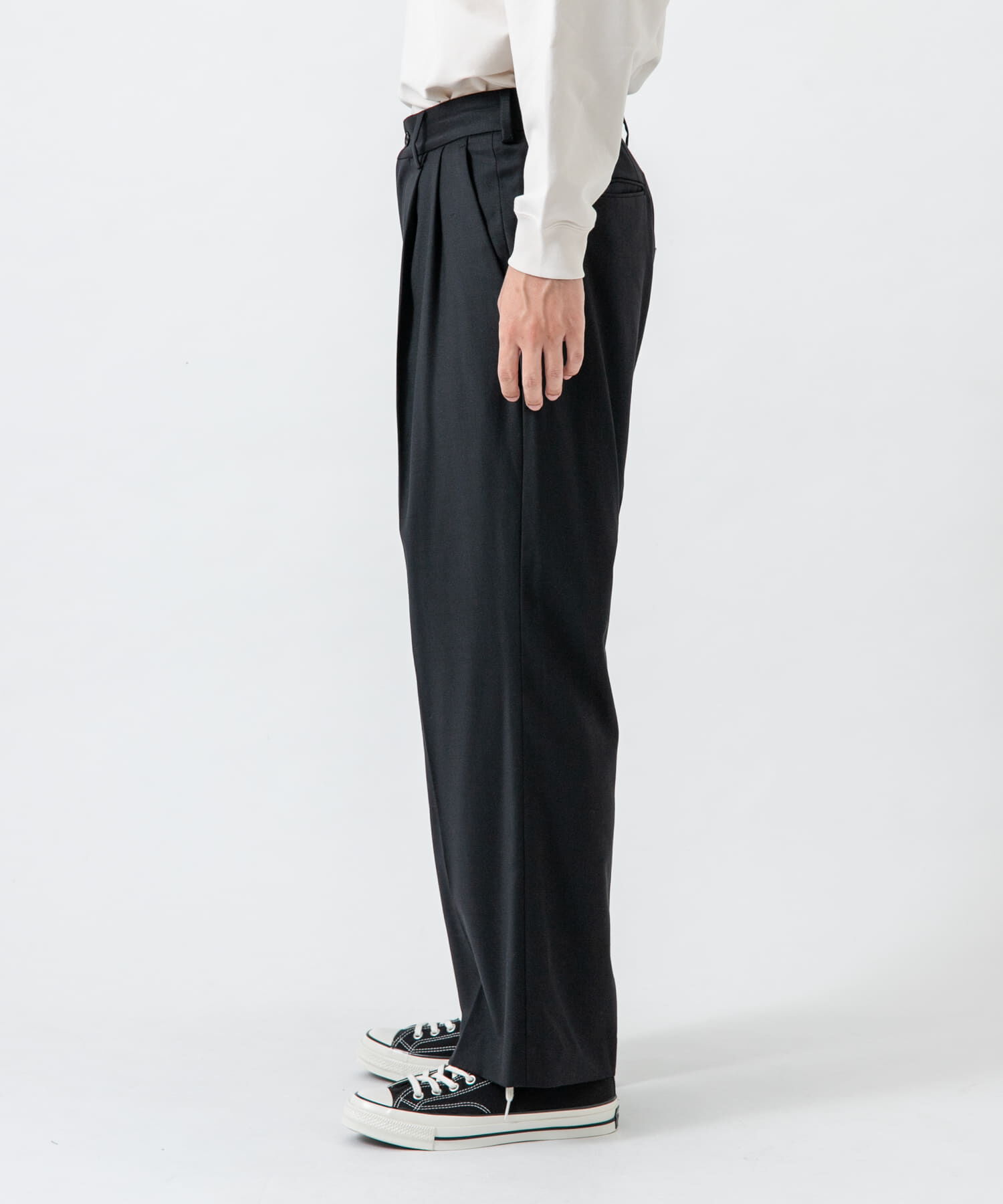 URBAN RESEARCH「new basic　WOOL SILK WIDE SLACKS」|その他|