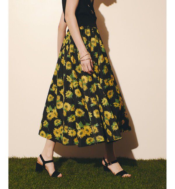 LOULOU WILLOUGHBY「WEB 一部店舗限定【LOULOU WILLOUGHBY】サンフラワープリントギャザースカート」|スカート|