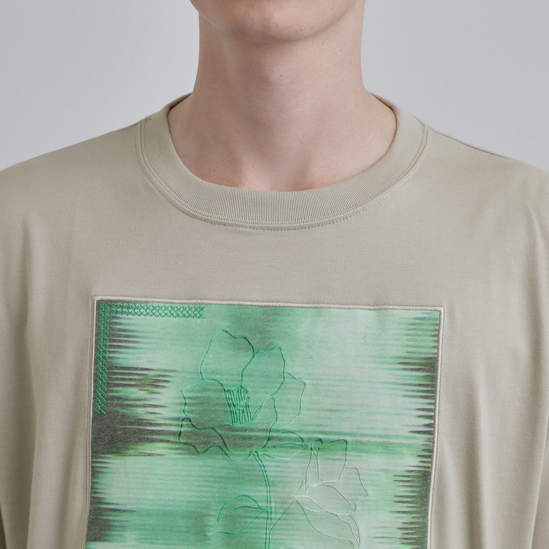 tk.TAKEO KIKUCHI「クロス刺繍フォトTシャツ」|Tシャツ・カットソー|
