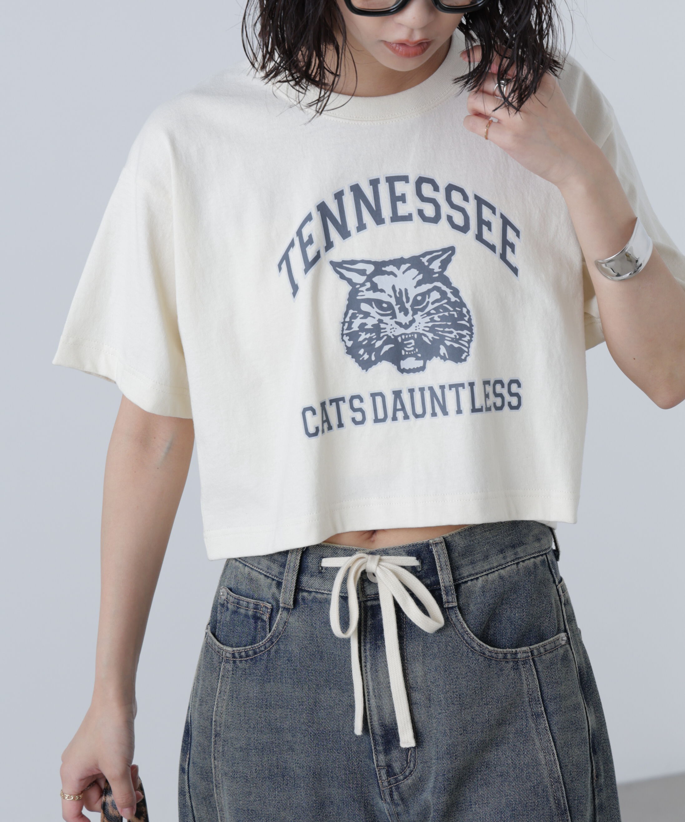  「〈フリーズマート別注〉テネシーリバーショート丈Tシャツ」|Tシャツ・カットソー|