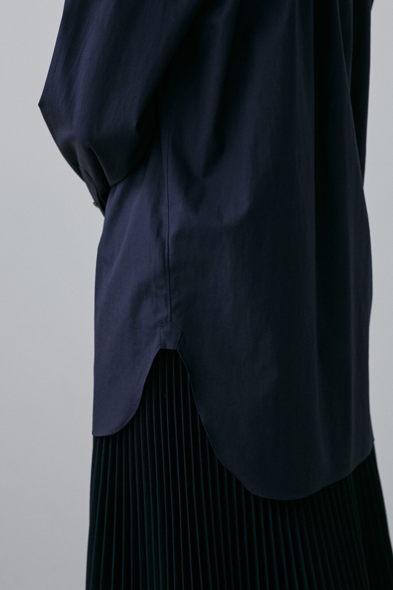 YLEVE 「BOURRIENNE &times; YLEVE / COTTON TYPEWRITER SH / SHIN」|シャツ・ブラウス|