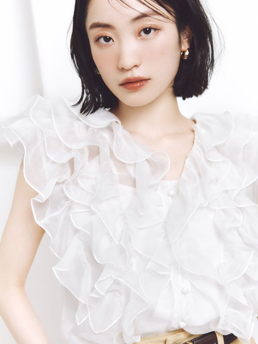 SNIDEL「【新色追加/WEB限定カラーあり】ノースリフリルブラウス」|シャツ・ブラウス|