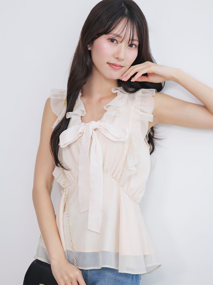 SNIDEL「【WEB限定カラーあり】フリルボウタイノースリブラウス」|シャツ・ブラウス|