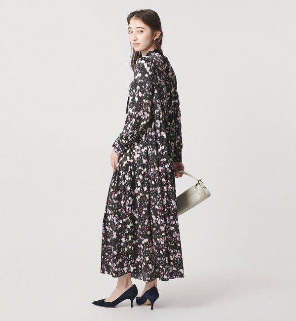 UNITED ARROWS「サテン フラワープリント ボウタイ ワンピース ‐ウォッシャブル‐」|ワンピース|
