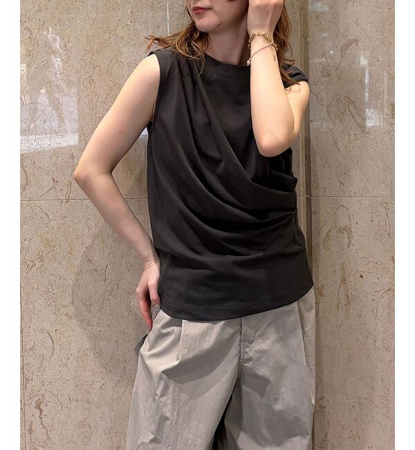 Rouge vif「【接触冷感】【UVカット】【一部店舗限定】ドレープギャザーノースリーブカットソー」|Tシャツ・カットソー|チャコールグレー