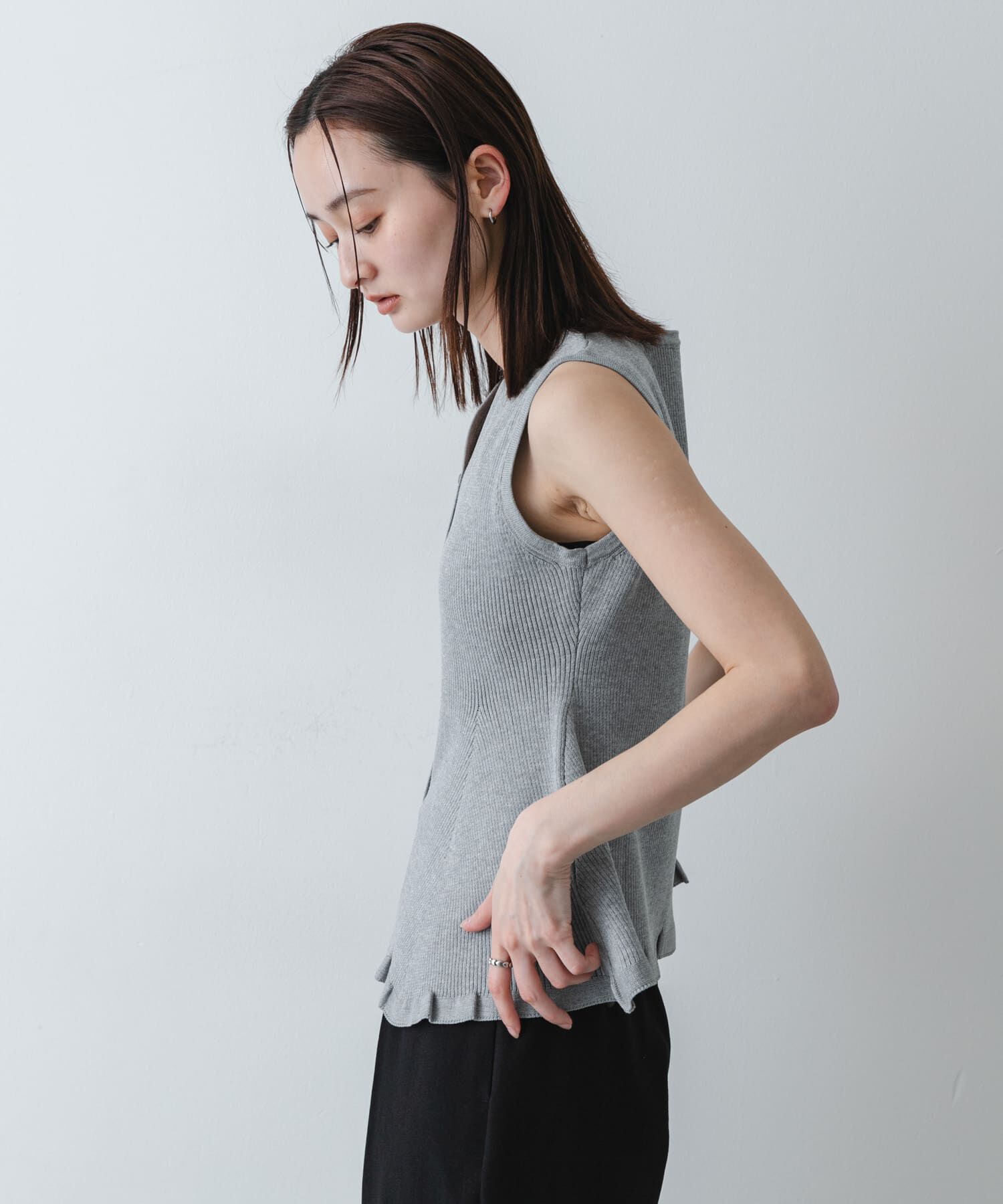 SENSE OF PLACE by URBAN RESEARCH「『洗濯可/毛玉防止』SKINProof抗ピルペプラムニットカーディガン」|ニット・セーター|
